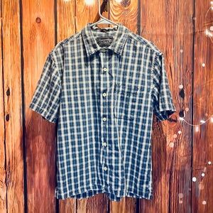 Abercrombie & Fitch shirt, medium, 100% cotton, blue plaid, made in Mauritius.